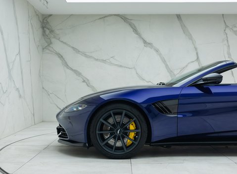 Aston Martin V8 Vantage ROADSTER 42