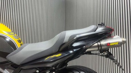 Yamaha FZ ONLY 16K CUSTOM 600CC NAKED BIKE NEW MOT WARRANTY 40