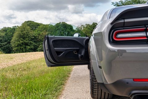 Dodge Challenger SRT Widebody HellCat 717BHP 9