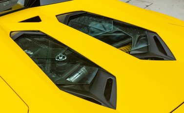 Lamborghini Aventador LP 700-4 ROADSTER 41