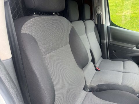 Peugeot Partner 1.6 Partner SE L1 Blue HDi 9