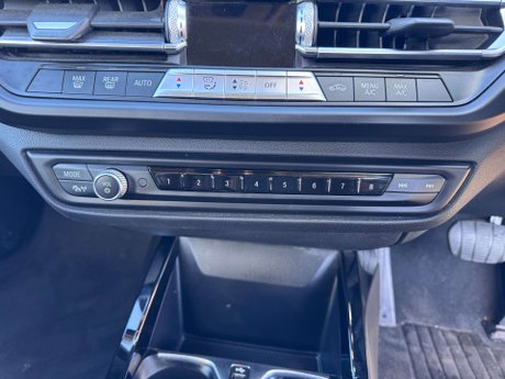 BMW 1 Series 1.5 116D Sport Auto 5dr 28