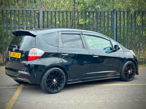 Honda Jazz 1.3h IMA HX-T Hatchback 5dr Petrol Hybrid CVT Euro 5 (102 ps) 4