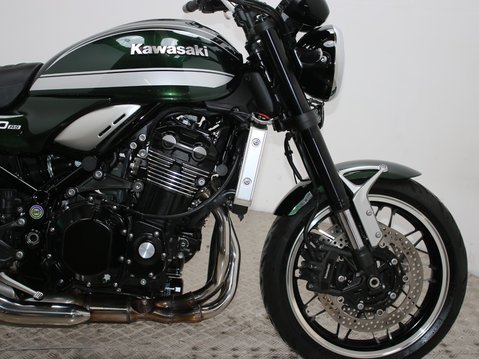 Kawasaki Z900RS ZR 900 KNSBB 29