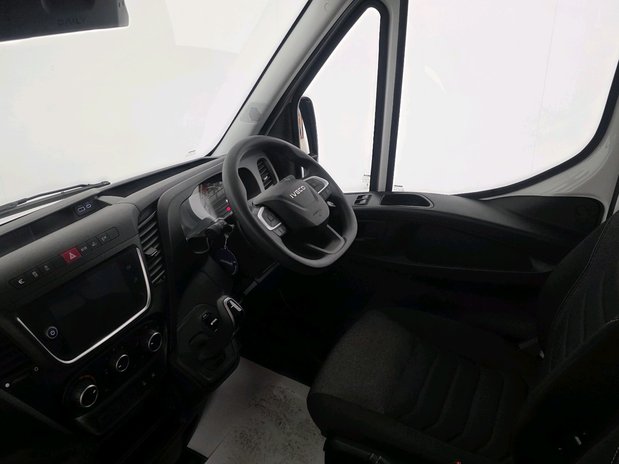 Iveco Daily Daily 35S14A8V H2 2.3 Van 3520L WB Hi-Matic 14