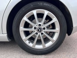 Mercedes-Benz A Class 1.3 A 200 Sport Exeutive Auto 5dr 14