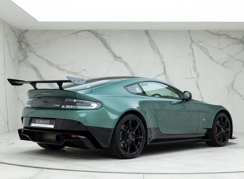 Aston Martin Vantage GT8 7