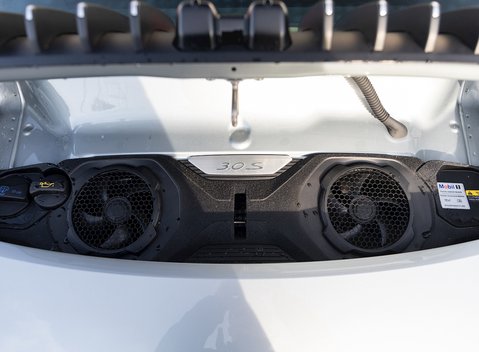 Porsche 911 Carrera 4S (992) 30