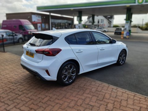 Ford Focus ST-LINE 3