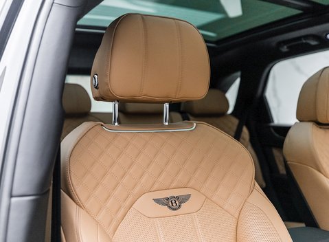Bentley Bentayga V8 10
