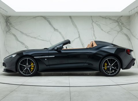 Aston Martin Vanquish ZAGATO SPEEDSTER 6