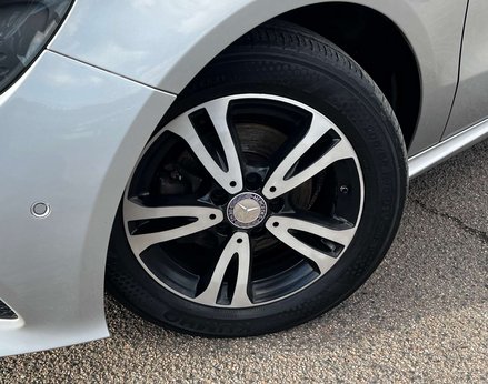 Mercedes-Benz A Class 1.5 A 180 D SE Executive Auto 5dr 3