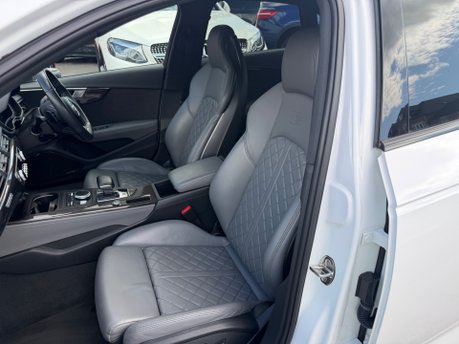 Audi A4 TFSI S4 QUATTRO 30