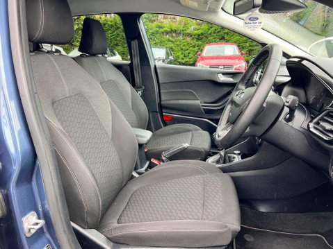 Ford Fiesta 1.0T EcoBoost MHEV Titanium Euro 6 (s/s) 5dr 15