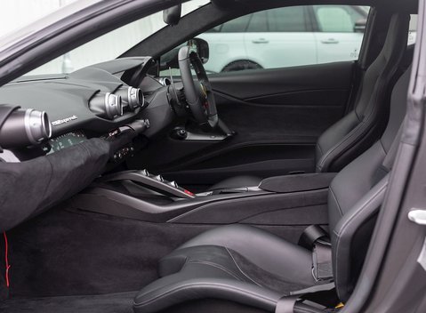 Ferrari 812 Superfast 15