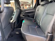Toyota Hilux 2.8 D-4D Invincible X Pickup Double Cab 4dr Diesel Auto 4WD Euro 6 (204 ps) 17