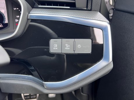 Audi Q3 1.5 TFSI CoD 35 S line Sportback S Tronic Euro 6 (s/s) 5dr 65