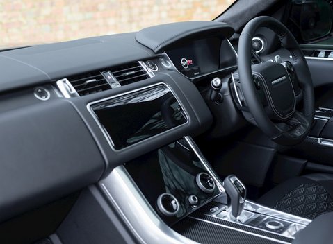 Land Rover Range Rover Sport 5.0 SVR Urban 16