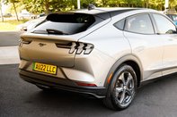 Ford Mustang Mach-E BASE 9