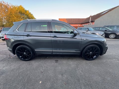 Volkswagen Tiguan 2.0 TDI R-Line SUV 5dr Diesel DSG 4Motion Euro 6 (s/s) (190 ps) 5