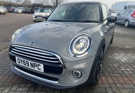 Mini Hatch COOPER EXCLUSIVE 5 DOOR AUTOMATIC 14