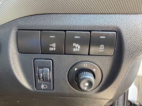 Peugeot Partner 1.6 BlueHDi 854 Professional Panel Van 5dr Diesel Manual L1 (112 g/km, 97.6 31