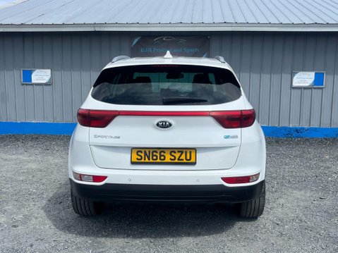 Kia Sportage 1.7 CRDi 3 Euro 6 (s/s) 5dr 26
