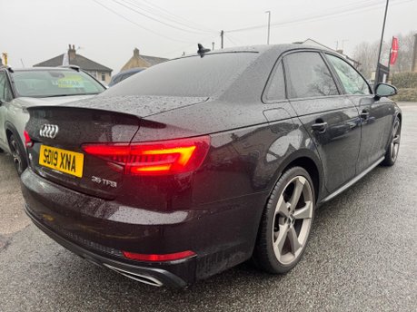 Audi A4 2.0 TFSI 35 Black Edition Euro 6 (s/s) 4dr 9