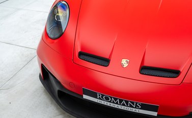 Porsche 911 GT3 (992) 33