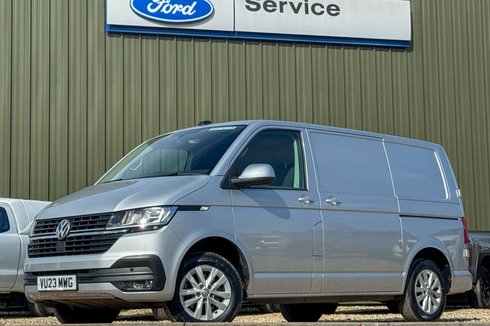 Volkswagen Transporter AUTO SWB L1H1 Highline T28 AirCon Alloys Camera Tow Bar EURO 6