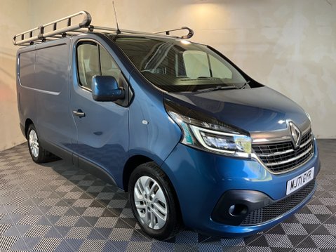 Renault Trafic 2.0 dCi ENERGY 28 Sport SWB Standard Roof Euro 6 (s/s) 5dr 1