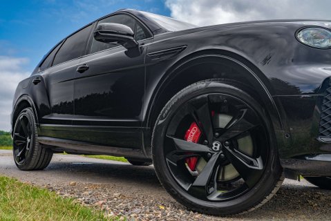 Bentley Bentayga V8 18