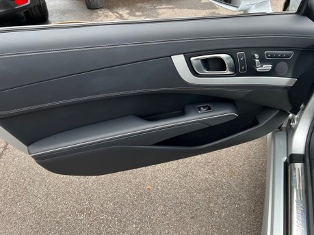 Mercedes-Benz SL Series 3.0 SL400 AMG Sport Convertible 2dr Petrol G-Tronic Euro 6 (s/s) (333 ps) 36