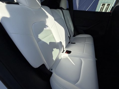 Tesla Model Y (Dual Motor) Long Range SUV 5dr Electric Auto 4WDE (384 bhp) 23
