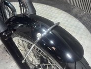 Triumph Bonneville 2004 ONLY 14K LONG MOT TOP BOX VERY CLEAN MODERN RETRO 790 18