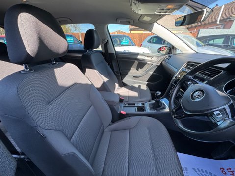 Volkswagen Golf SE TSI EVO 25