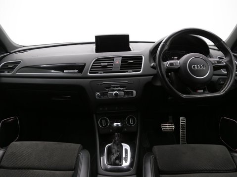 Audi Q3 2.0 TDI Black Edition S Tronic quattro Euro 6 (s/s) 5dr 9
