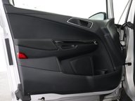 Ford B-Max TITANIUM NAVIGATOR 43