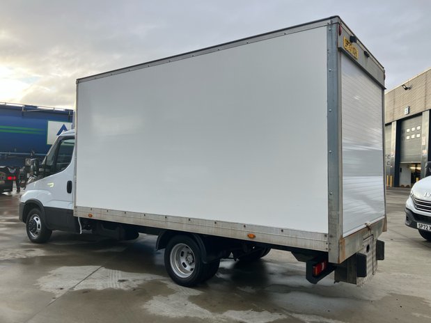 Iveco Daily Daily 35C14 2.3 3750 WB Business Luton Van 8