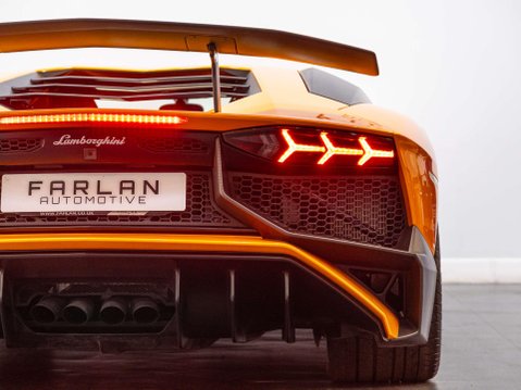 Lamborghini Aventador 6.5 V12 LP 750-4 Superveloce Coupe 2dr Petrol ISR 4WD Euro 6 (750 bhp) 36