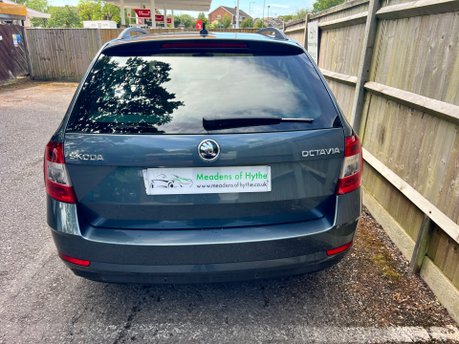 Skoda Octavia 1.6 SE L TDI ESTATE 5