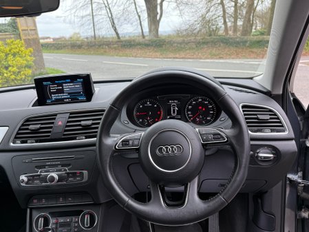 Audi Q3 TDI QUATTRO SE 27