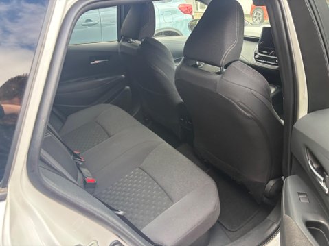Suzuki Swace 1.8h Motion CVT Euro 6 (s/s) 5dr 11