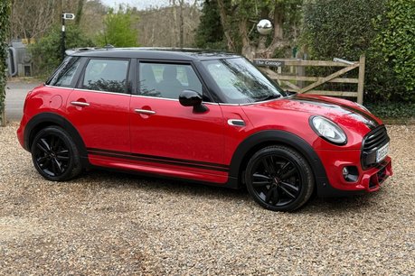 Mini Hatch COOPER 32
