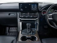 Toyota Land Cruiser ZX300 3.5 Automatic Petrol 27