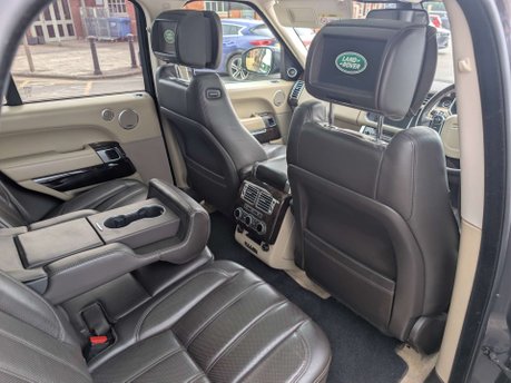 Land Rover Range Rover 4.4 Range Rover Vogue SE SDV8 Auto 4WD 5dr 22