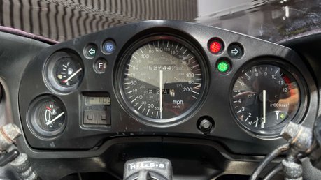 Honda CBR 2001 37K PROJECT BIKE SPARES OR REPAIR SPORTS TOURER 12