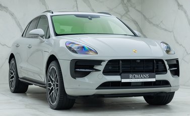 Porsche Macan S 6