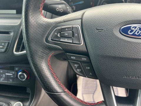 Ford Focus 1.0T EcoBoost ST-Line X Euro 6 (s/s) 5dr 22