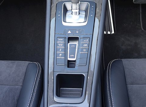 Porsche 911 (991) Targa 4 GTS 14